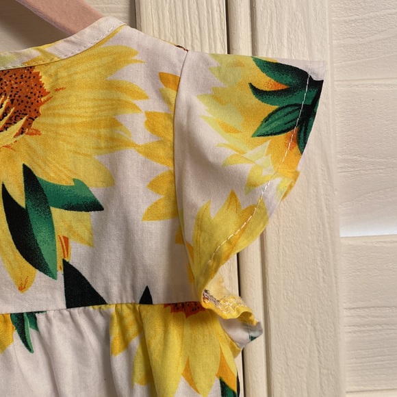 🌻Sunflower dress 18 to 24 months🌻 - Picture 6 of 6